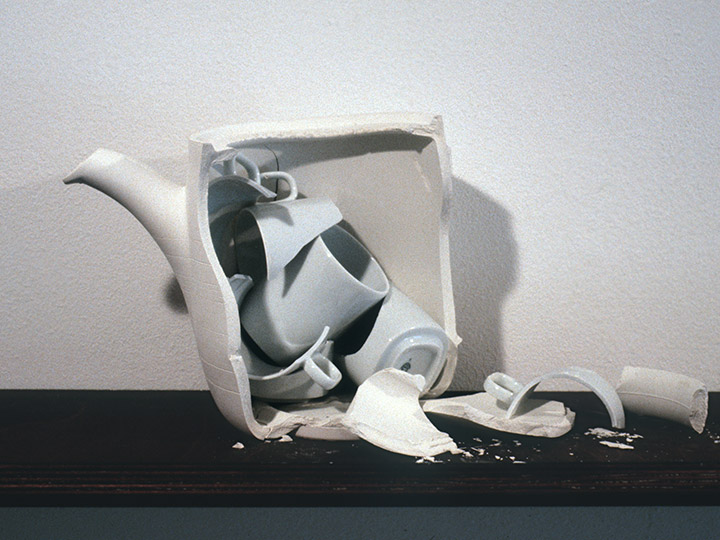 content-work-1990-langenthal-porcelain-factory-intervention